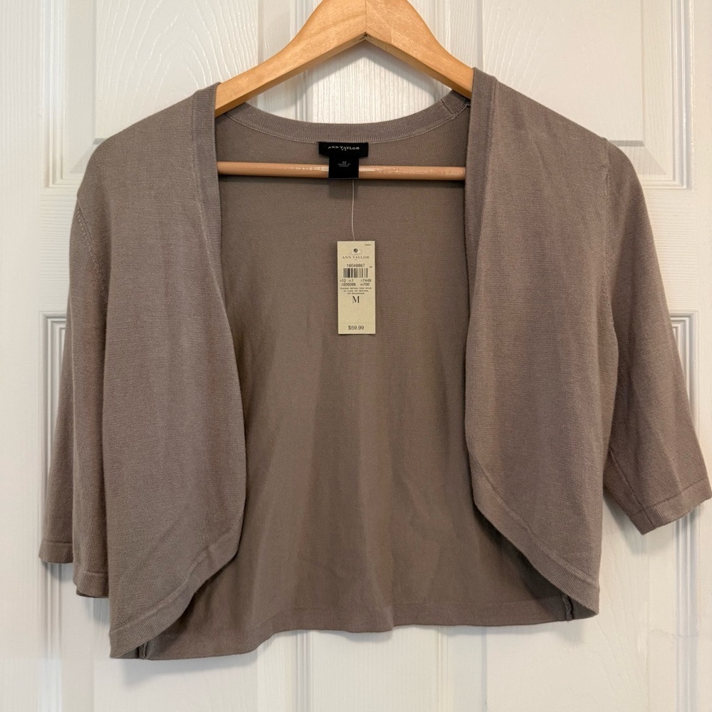 NWT Ann Taylor Crop Shrug - Picture 1 of 4